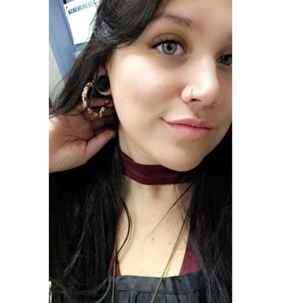 Meet your Posher, Lauren